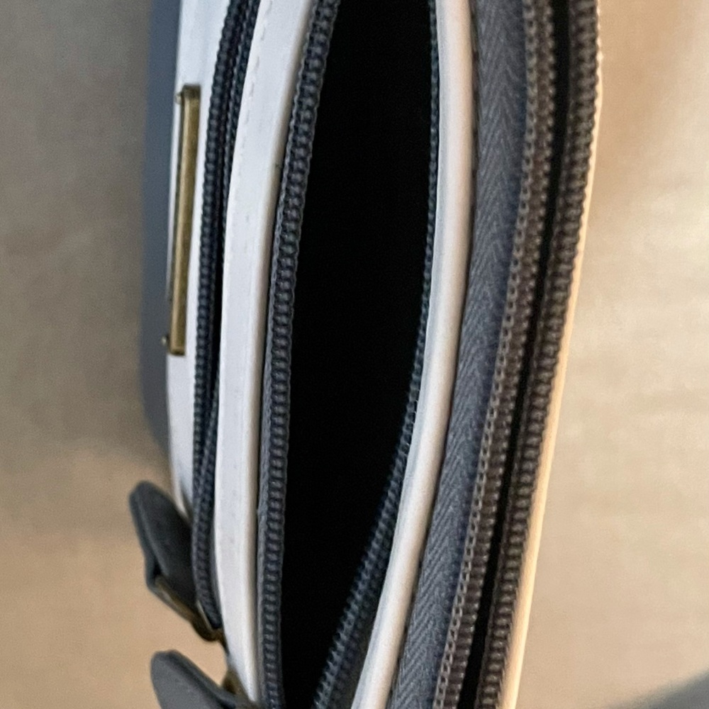 New Stone&Co Crossbody Sydney Bag 3 in 1 - Picture 6 of 8